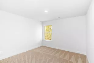 70 Sydney Ct, Mansfield, GA 30055 - Photo 13