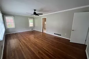 1369 Longview Dr, Gainesville, GA 30501 - Photo 3