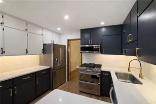 807 Oak Bridge Ln, Fayetteville, GA 30214 - Photo 7