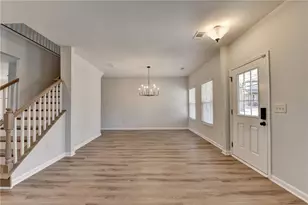 5525 Summer Creek Ct, Sugar Hill, GA 30518 - Photo 11