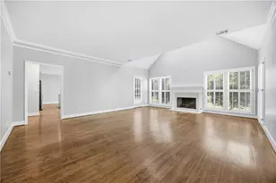 120 Willow Brook Dr, Roswell, GA 30076 - Photo 5