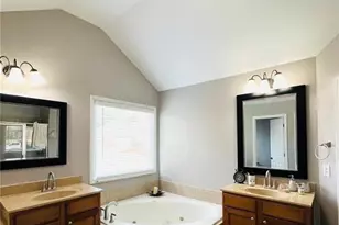 7437 Fireside Ln, Flowery Branch, GA 30542 - Photo 11