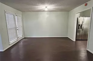 1730 Paddlewheel Dr NE, Marietta, GA 30062 - Photo 5