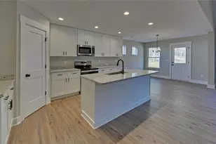 310 Park Pl Dr, Lavonia, GA 30553 - Photo 11