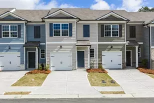 2010 Roseleigh Dr, Douglasville, GA 30134 - Photo 1