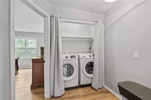 2506 Queen Anne Ct, Sandy Springs, GA 30350 - Photo 13