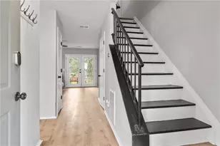 2506 Queen Anne Ct, Sandy Springs, GA 30350 - Photo 3