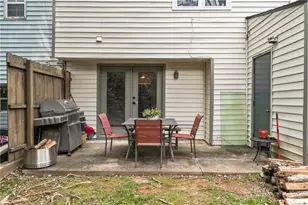 2506 Queen Anne Ct, Sandy Springs, GA 30350 - Photo 19