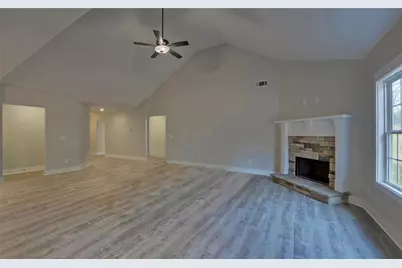 346 Park Place Drive, Lavonia, GA 30553 - Photo 7