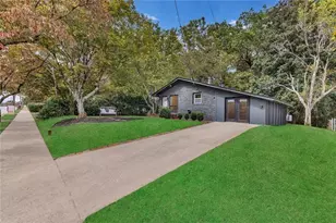 1265 Calhoun Ave, East Point, GA 30344 - Photo 3