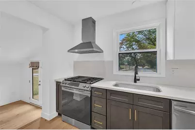 1265 Calhoun Avenue, East Point, GA 30344 - Photo 11