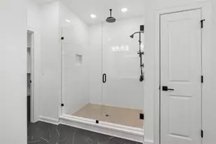 250 Walker Ave, Roswell, GA 30076 - Photo 25