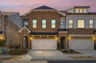 250 Walker Ave, Roswell, GA 30076 - Photo 1