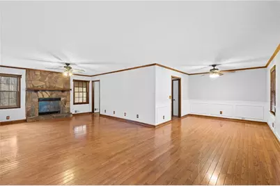 426 Riverlake Court, Woodstock, GA 30188 - Photo 5