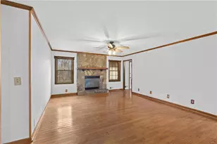 426 Riverlake Ct, Woodstock, GA 30188 - Photo 7