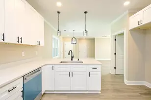 5342 Monarch Dr, Gainesville, GA 30506 - Photo 1