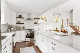 110 Lake Top Ct, Roswell, GA 30076 - Photo 5