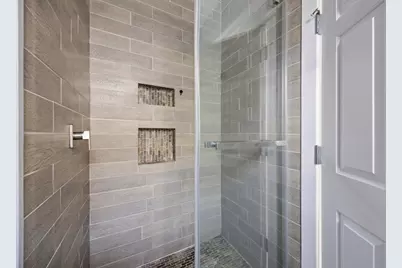 2010 Cambridge Avenue, Atlanta, GA 30337 - Photo 21