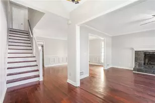 458 Stonebridge Ct, Stone Mountain, GA 30083 - Photo 3