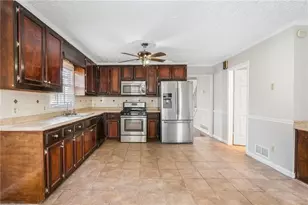 458 Stonebridge Ct, Stone Mountain, GA 30083 - Photo 13