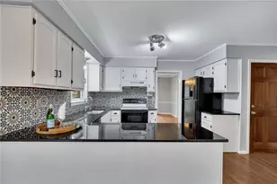 507 Spring Creek Way NE, Marietta, GA 30068 - Photo 17