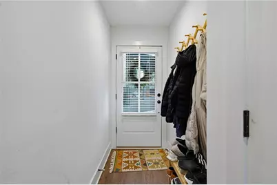 1242 Cushenberry Lane #10, Atlanta, GA 30318 - Photo 5