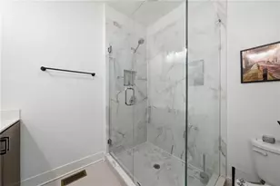 1242 Cushenberry Ln, Atlanta, GA 30318 - Photo 17