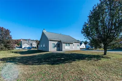 2859 High Tide Drive, Atlanta, GA 30349 - Photo 3