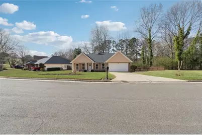 10600 Willow Meadow Circle, Johns Creek, GA 30022 - Photo 1