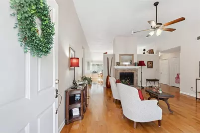 10600 Willow Meadow Circle, Johns Creek, GA 30022 - Photo 3