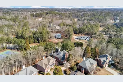 5640 Overlook Bluff, Johns Creek, GA 30097 - Photo 77