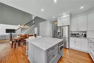 5640 Overlook Bluff, Johns Creek, GA 30097 - Photo 27