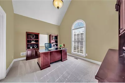 5640 Overlook Bluff, Johns Creek, GA 30097 - Photo 11