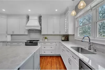 5640 Overlook Bluff, Johns Creek, GA 30097 - Photo 25