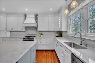 5640 Overlook Bluff, Johns Creek, GA 30097 - Photo 25