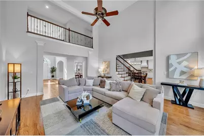 5640 Overlook Bluff, Johns Creek, GA 30097 - Photo 19