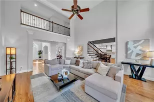 5640 Overlook Bluff, Johns Creek, GA 30097 - Photo 19