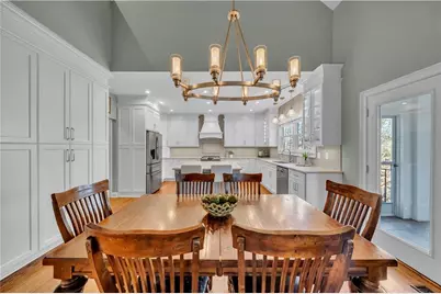 5640 Overlook Bluff, Johns Creek, GA 30097 - Photo 21