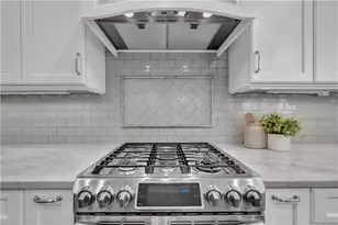 5640 Overlook Bluff, Johns Creek, GA 30097 - Photo 31