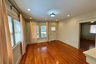 2482 Maple St, East Point, GA 30344 - Photo 5