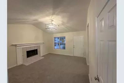 2445 Silverwood Drive, Gainesville, GA 30507 - Photo 9