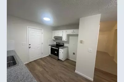 2445 Silverwood Drive, Gainesville, GA 30507 - Photo 3