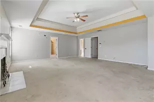 820 Kaitlyn Dr, Loganville, GA 30052 - Photo 15