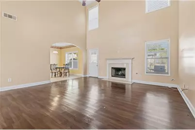 820 Kaitlyn Drive, Loganville, GA 30052 - Photo 9