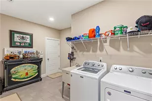 40 E Second St, Newnan, GA 30263 - Photo 27