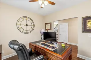 40 E Second St, Newnan, GA 30263 - Photo 9