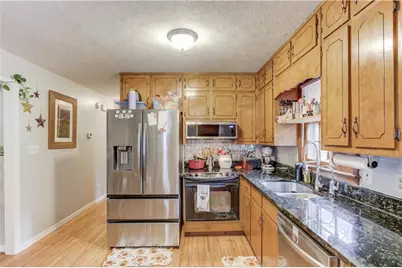 538 Valleyview Drive, Winder, GA 30680 - Photo 7