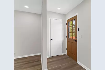 520 Stonewood Drive, Stone Mountain, GA 30087 - Photo 5