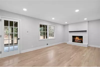 2802 Lakeview Court, Buford, GA 30519 - Photo 5