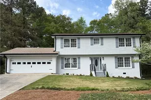 2802 Lakeview Ct, Buford, GA 30519 - Photo 1